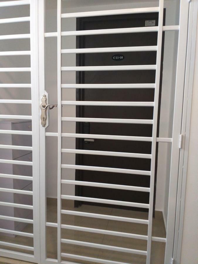 Kempas Indah @ The Secret Garden Homestay جوهر بهرو المظهر الخارجي الصورة